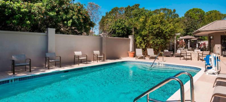 萨拉索塔布雷登顿机场万怡酒店(Courtyard Sarasota Bradenton Airport)图片