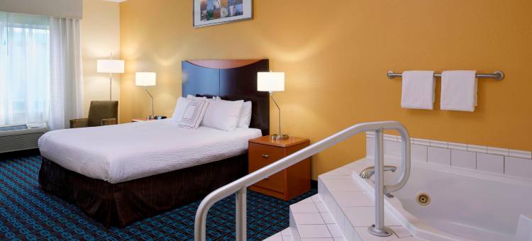 里士满万豪万枫酒店(Fairfield Inn Richmond)图片