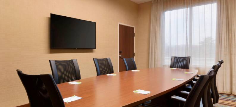 匹兹堡机场/罗宾逊乡万枫酒店及套房(Fairfield Inn & Suites Pittsburgh Airport/Robinson Township)图片