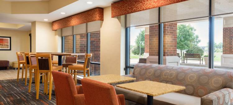 希尔顿欢朋酒店-西德梅茵(Hampton Inn by Hilton West des Moines Lake Drive)图片