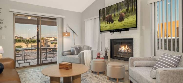 Mountain Views Luxury Villa with Heated Pool, Hot Tub, Fireplace and 2 King Beds图片