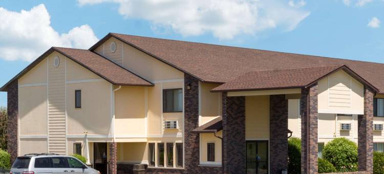 佩里速8酒店(Super 8 by Wyndham Perry IA)图片