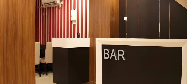 泗水卢卡斯普因特酒店(Luxpoint Hotel Surabaya)图片