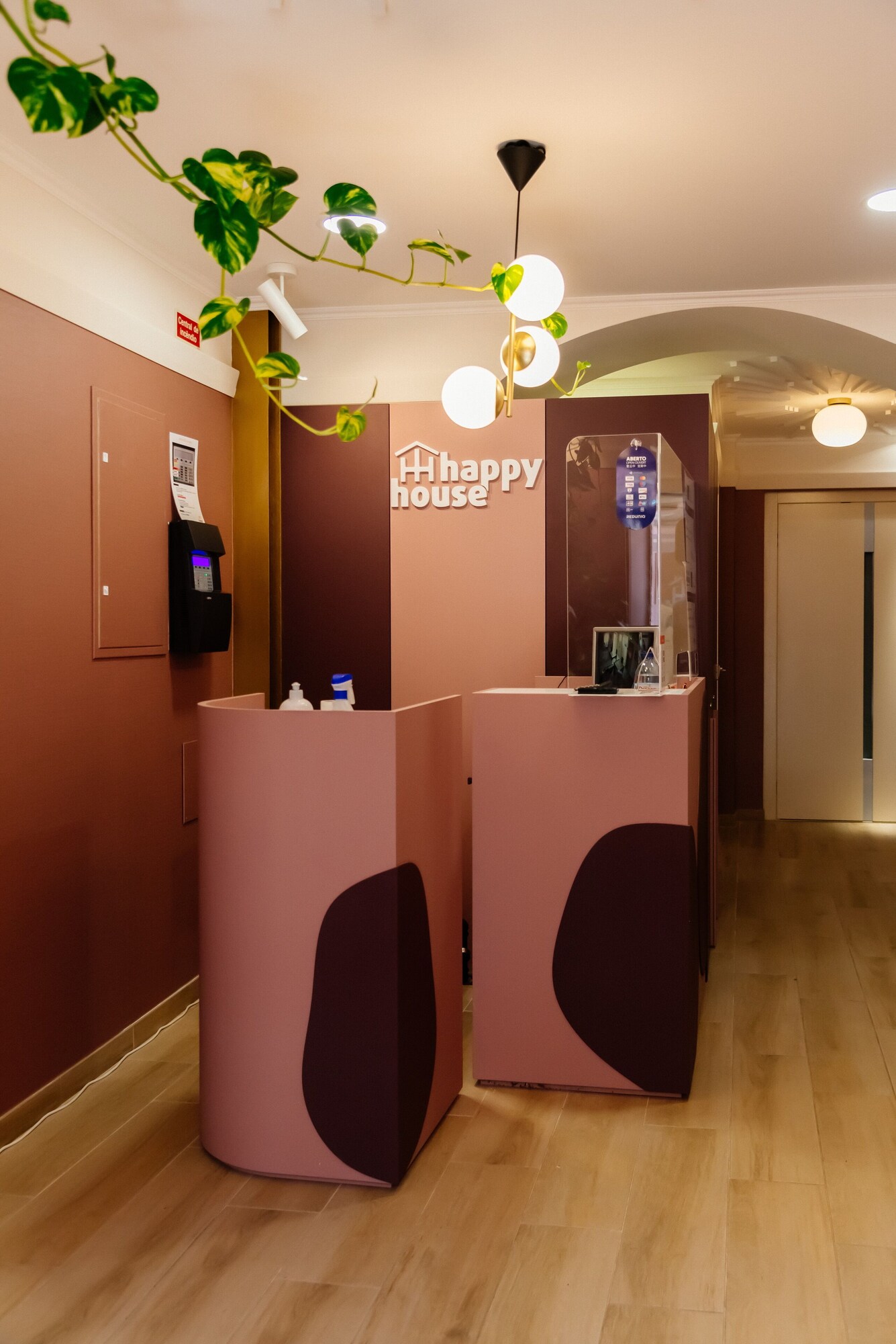 Happy House Over view