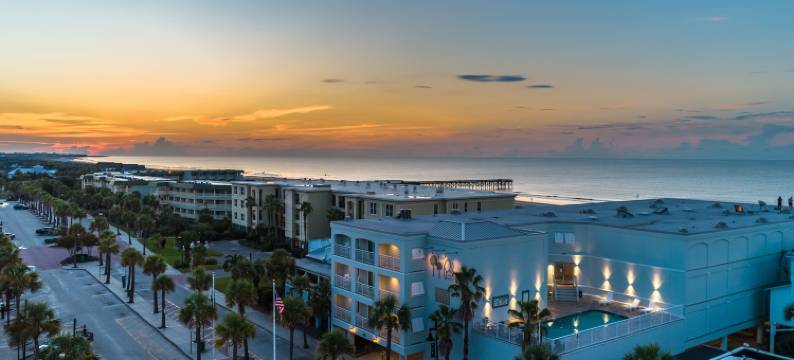 棕榈海滨酒店(The Palms Oceanfront Hotel)图片