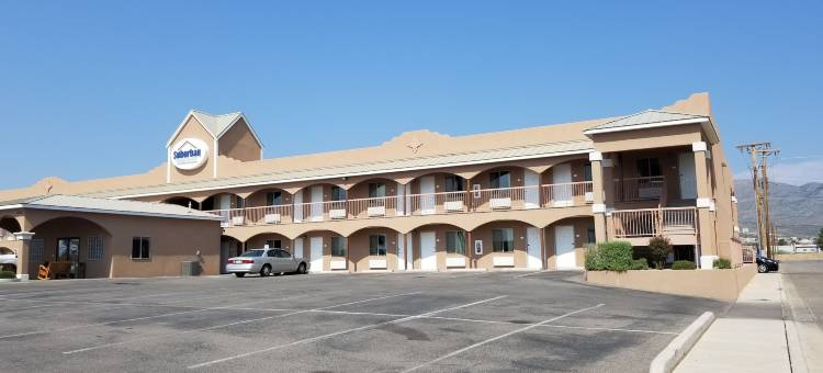 阿拉莫戈多郊区开放式客房(Suburban Studios Alamogordo)图片