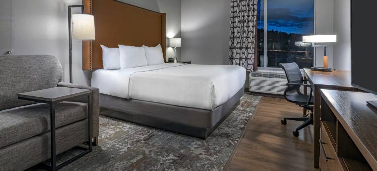 费拉格尔斯塔夫东I-40拉昆塔温德姆套房酒店(La Quinta Inn & Suites by Wyndham Flagstaff East I-40)图片