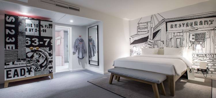 布鲁塞尔丽芮酒店(Radisson Red Hotel, Brussels)图片