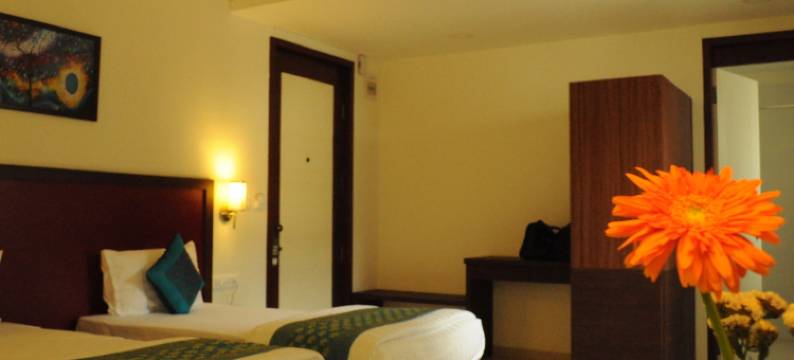 艾索拉套房酒店(Ixora Suites)图片