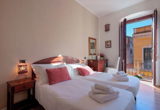 Sa Domu Cheta Hotel Overview