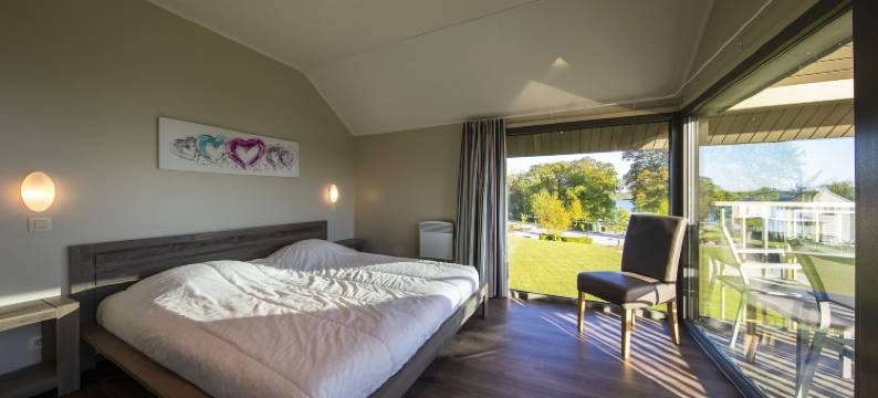 金湖村别墅(Golden Lakes Village Ardennes)图片