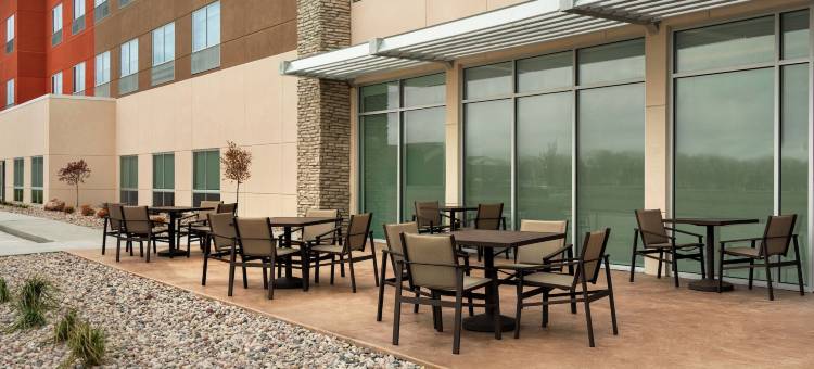 比弗丹智选假日套房酒店(Holiday Inn Express & Suites Beaver DAM)图片