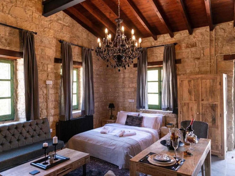 欧努斯特拉塔酒店 - 限成人