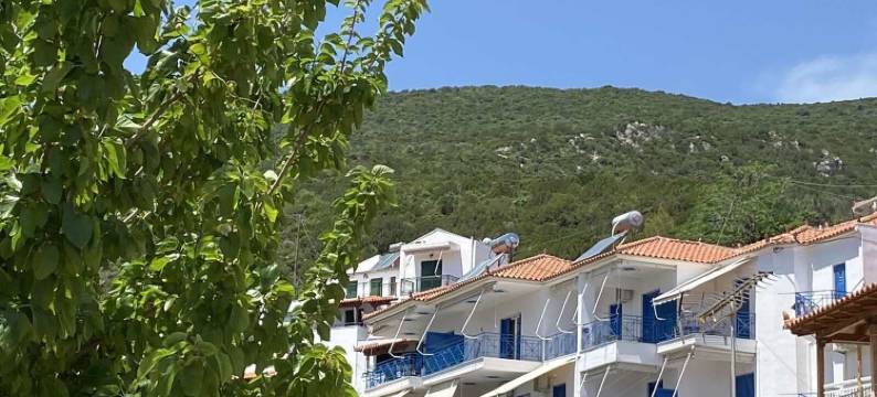 马蒂娜公寓提罗斯(Matina Apartments Tyros)图片