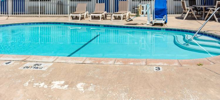 贝克斯菲尔德会议中心6号汽车旅馆(Motel 6 Bakersfield, CA - Convention Center)图片