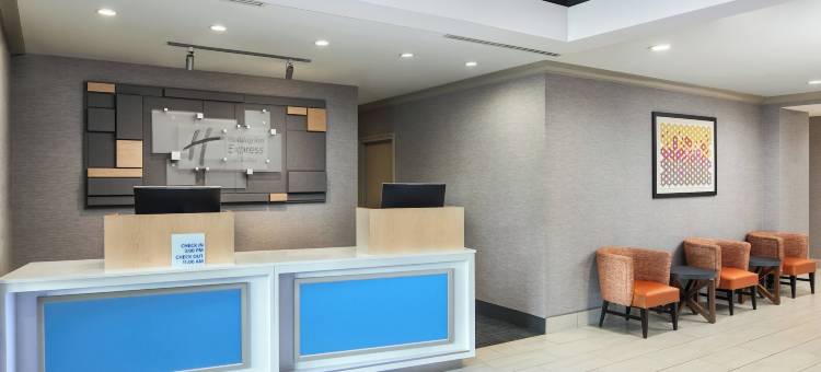 I-26和Us 29韦斯特盖特商场智选假日套房酒店(Holiday Inn Express & Suites I-26 & US 29 at Westgate Mall)图片