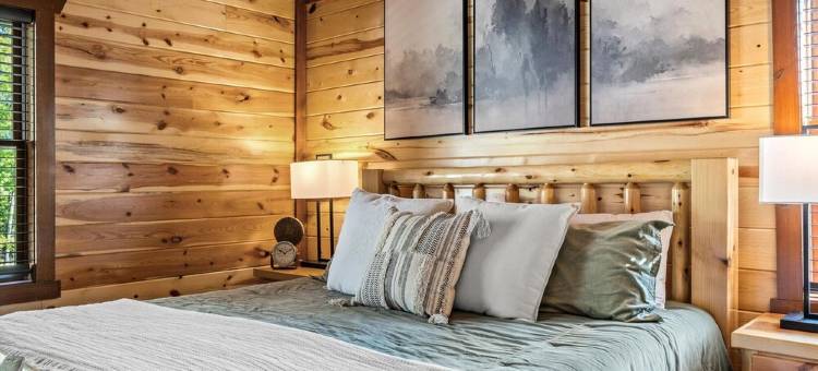 Sleeps ~22, Heated Indoor Pool, Hot Tub, Game Room, Outdoor Fireplace, Big Deck图片