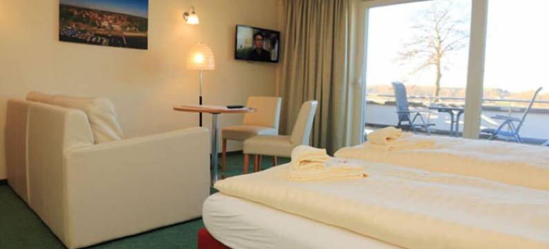 米罗餐厅海湾酒店(Strandhotel Mirow)图片