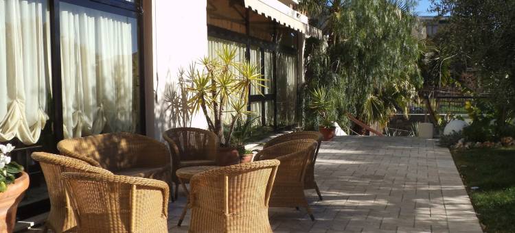 阿里斯顿酒店(Hotel Ariston & Apartments)图片