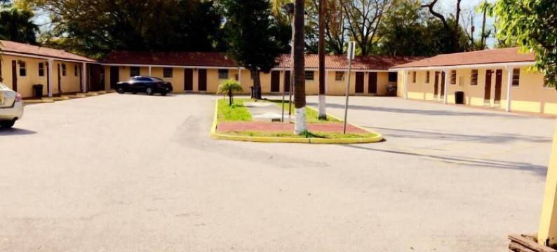 卡迪拉克汽车旅馆(Cadillac Motel)图片