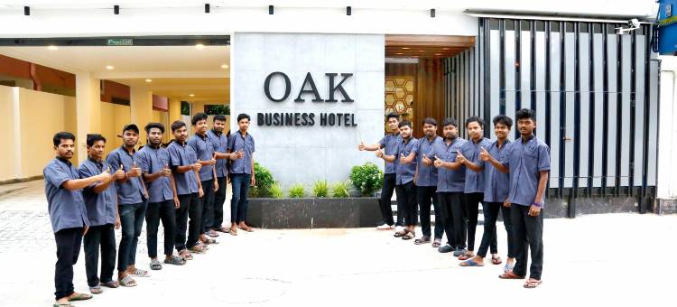 橡树商务酒店(Oak Business Hotel)图片