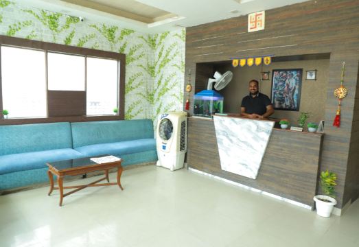 Hotel Shri Bhaskar Hotel Overview