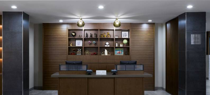 恩格尔伍德百年机场福朋喜来登酒店(Four Points by Sheraton Englewood Centennial Airport)图片