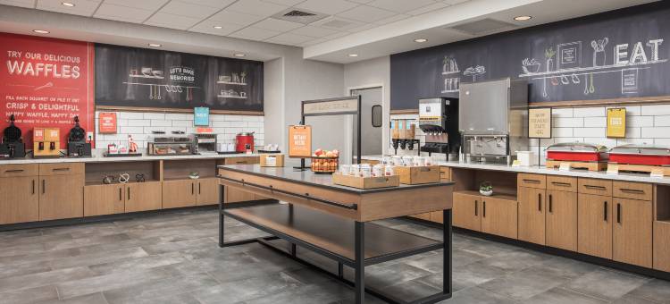 欢朋旅馆套房 & 亨茨维尔市中心(Hampton Inn & Suites by Hilton Huntsville Downtown)图片