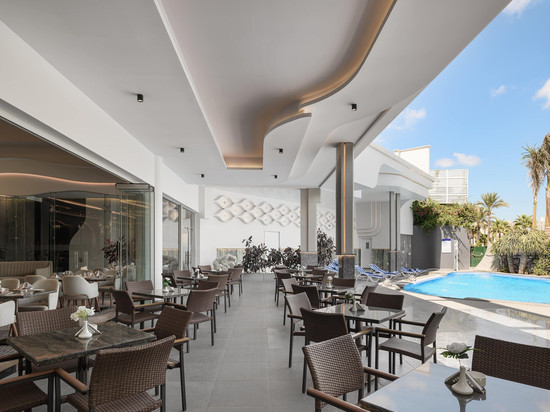 亚历山大幻境皇冠假日酒店