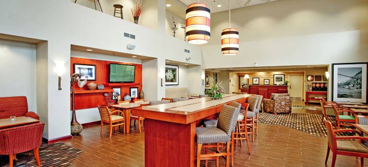 希尔顿欢朋酒店及套房巴里(Hampton Inn & Suites by Hilton Barrie)图片