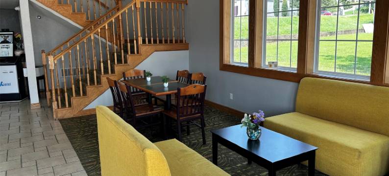 芒德城速8酒店(Super 8 by Wyndham Mound City)图片