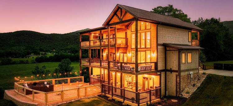 豪华四卧室小木屋(The Luxe 4 Bedroom Cabin)图片