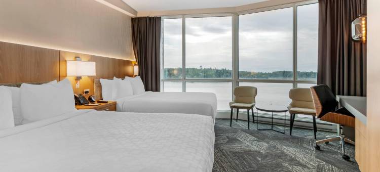 克拉丽奥湖畔会议中心酒店(Clarion Lakeside Inn & Conference Centre)图片