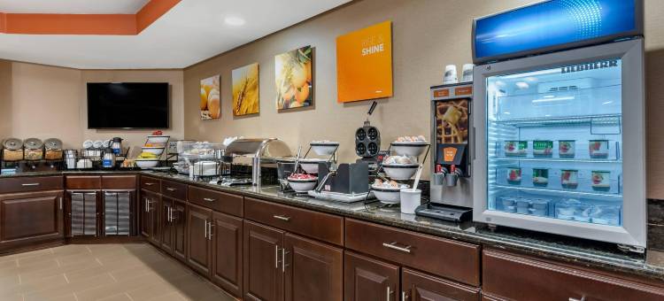 布莱恩-本顿特舒适套房酒店(Comfort Inn & Suites Bryant - Benton)图片