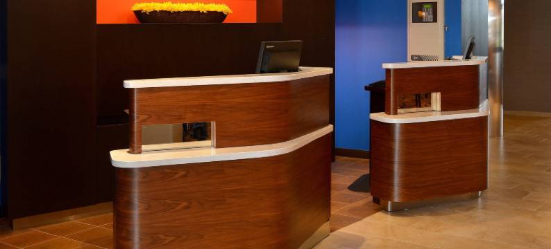 扬斯敦坎菲尔德万怡酒店(Courtyard Youngstown Canfield)图片