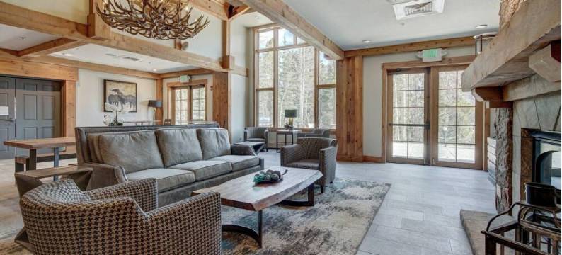 Luxury Breck Condo • Ski-in/Gondola-Out Access & Resort Pool View图片