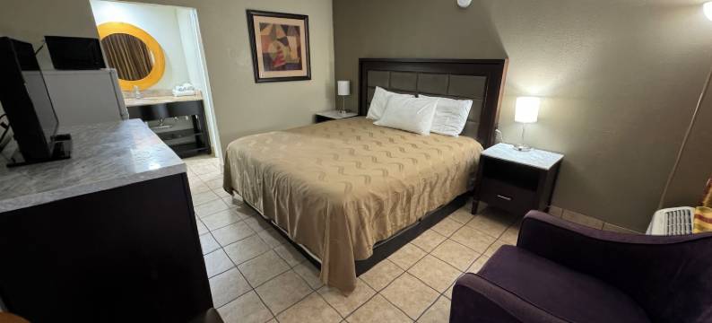 河棕榈酒店(River Palm Hotel)图片