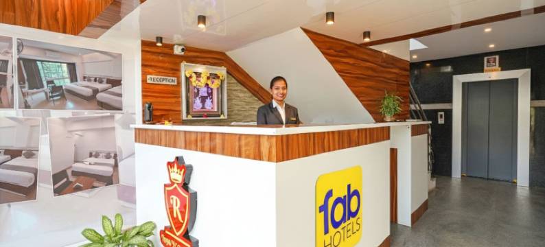 FabHotel Royal N Comforts图片