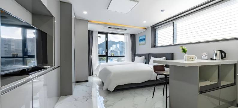松亭蓝色城堡酒店(Songjeong Blue Castle Hotel)图片