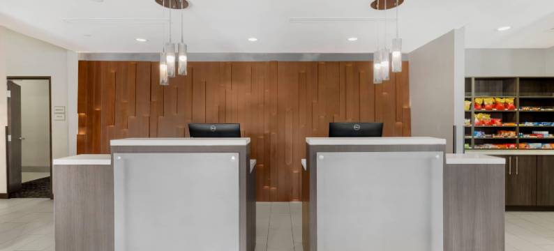 舒适套房酒店(Comfort Inn & Suites)图片