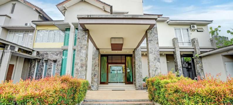 Collection O Padang near Mesjid Raya Syekh Ahmad Al-Minangkabawi formerly Hotel Surya Palace图片