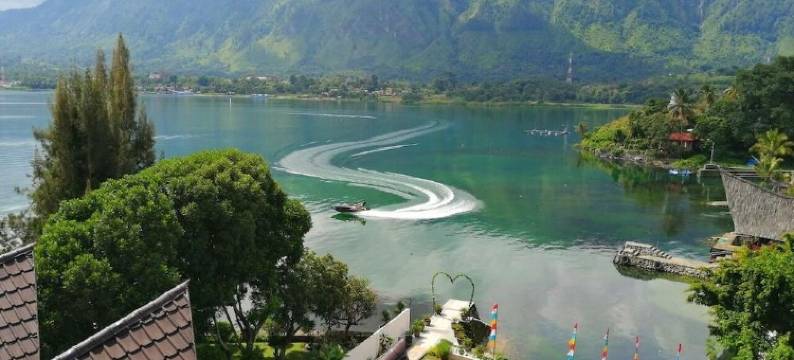 柔伊的天堂海滨酒店(Zoé’s Paradise Waterfront Hotel)图片