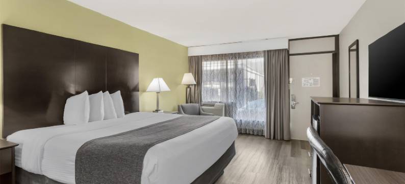 阿什维尔巴的摩尔东部贝斯特韦斯特酒店(Best Western Asheville Tunnel Road)图片