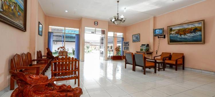 普禾加多扎亚酒店(Hotel Wijaya Purwokerto)图片
