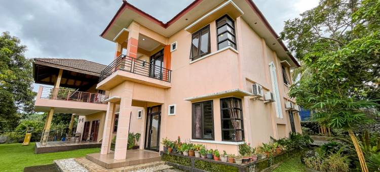 RedDoorz Casa Delray Syariah at Pantai Pelabuhan Ratu图片