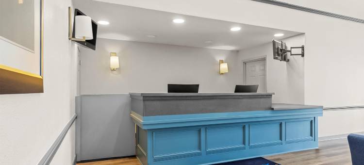 斯塔福德索内斯塔简单套房酒店(Sonesta Simply Suites Stafford)图片
