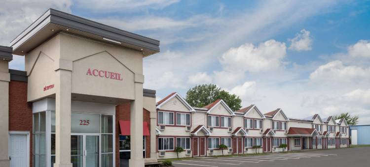 德拉蒙德维尔Travelodge by Wyndham酒店(Travelodge by Wyndham Drummondville)图片