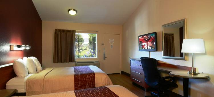 圣迪马斯红顶酒店-展览中心(Red Roof Inn San Dimas - Fairplex)图片