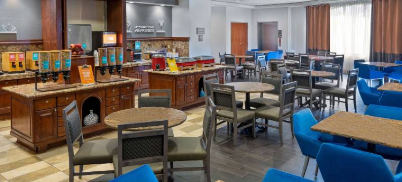 希尔顿欢朋套房酒店-堪萨斯城乡村俱乐部广场(Hampton Inn & Suites Kansas City-Country Club Plaza)图片