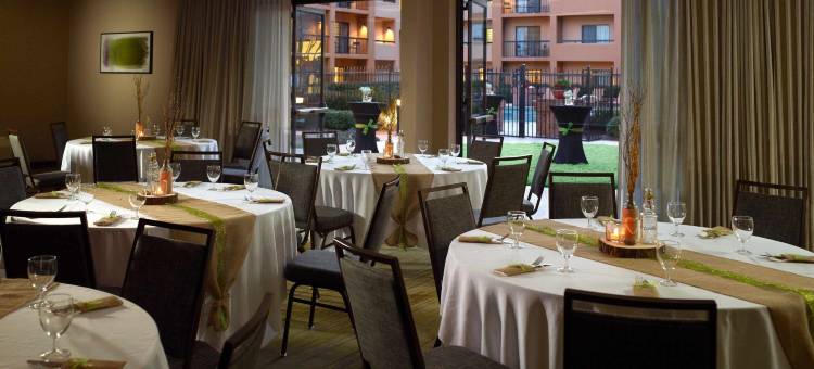 亚特兰大周界中心万怡酒店(Courtyard Atlanta Perimeter Center)图片
